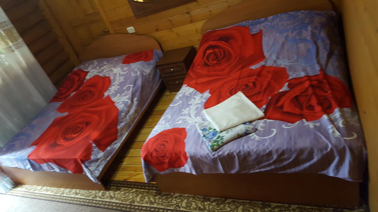U Iriny Hotel Pizunda Exterior foto